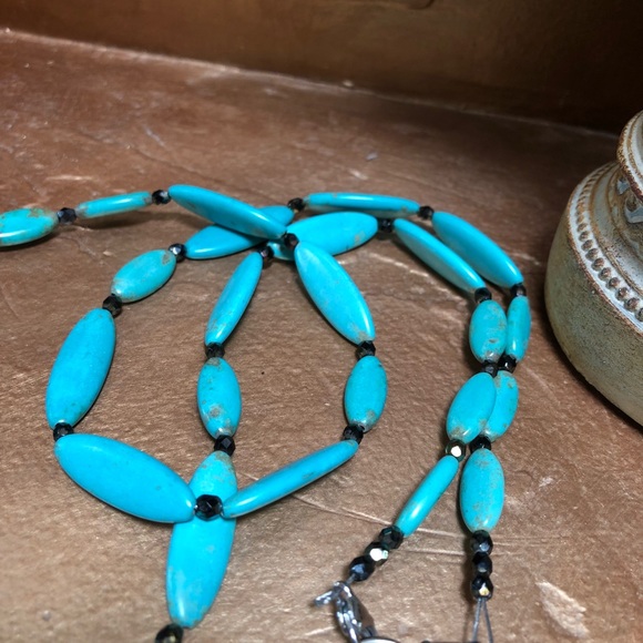 🔴 🇺🇸 Convertible Necklace 🇺🇸 - Picture 5 of 6